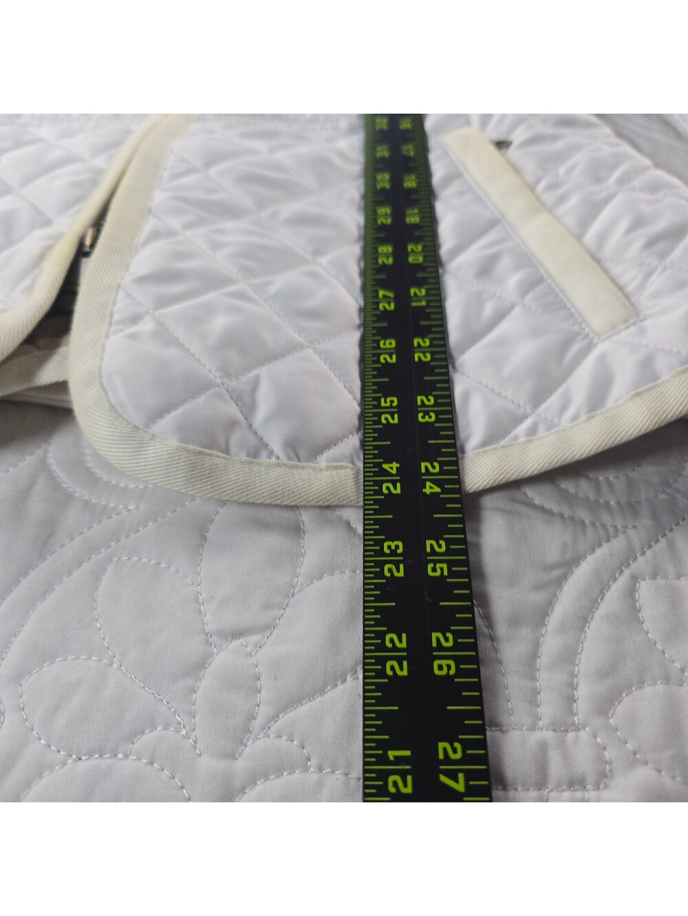 Burberry Brit Women's White Quilted Jacket Nova Check Lined Zip Front Size S - Picture 5 of 9